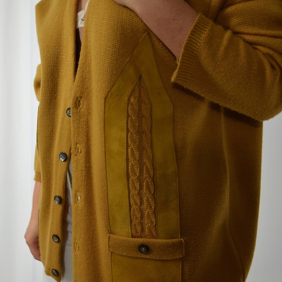 S O L D // VINTAGE/ ochre + suede cardigan - Picture 2 of 5